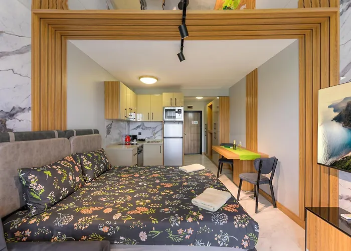 Azur Ap50 Appartement Shkorpilovtsi